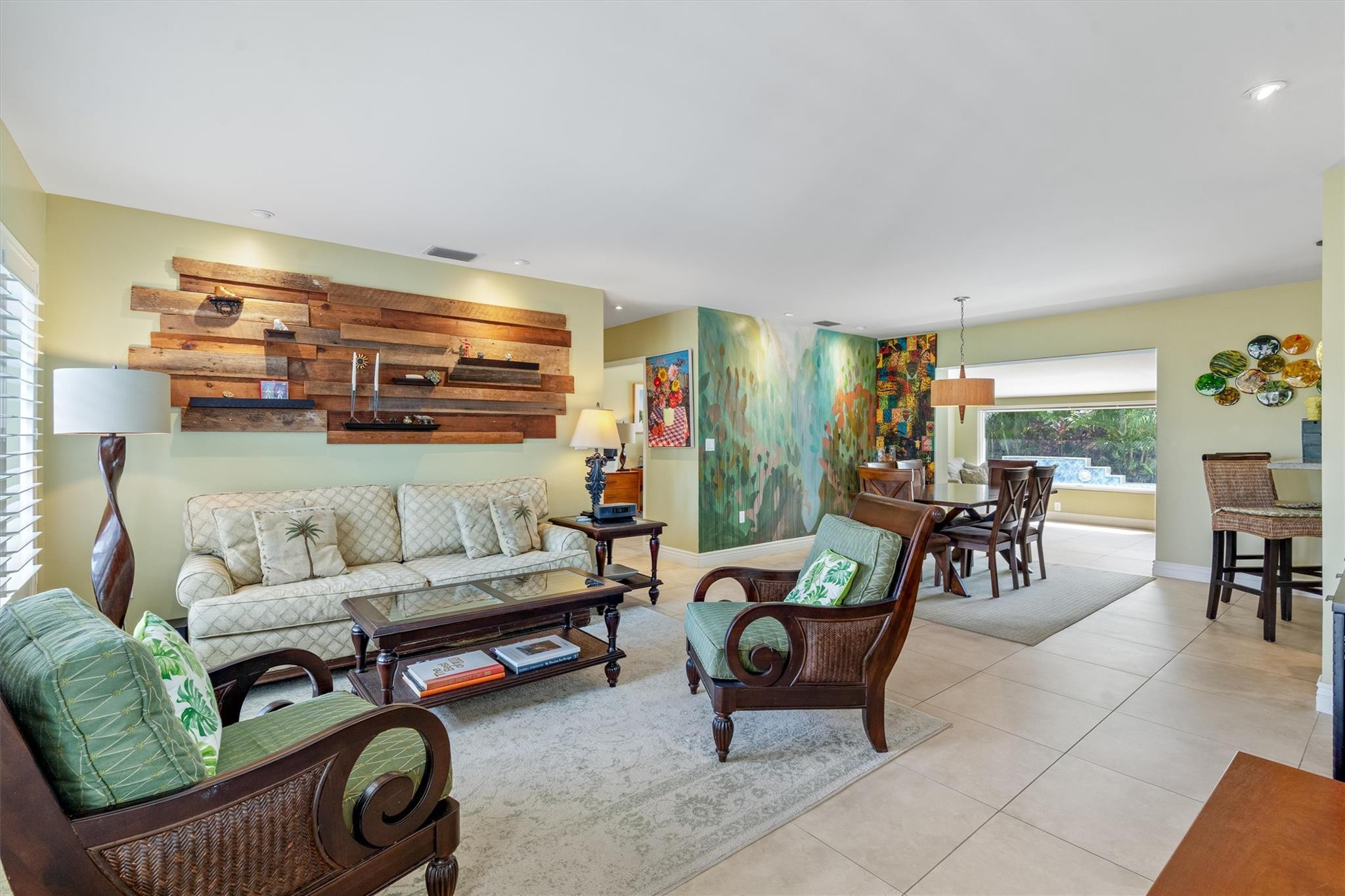 Tropical Manors - Residential