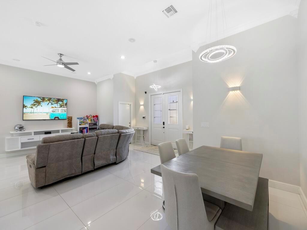 PORT ST LUCIE SECTION 21 - Residential