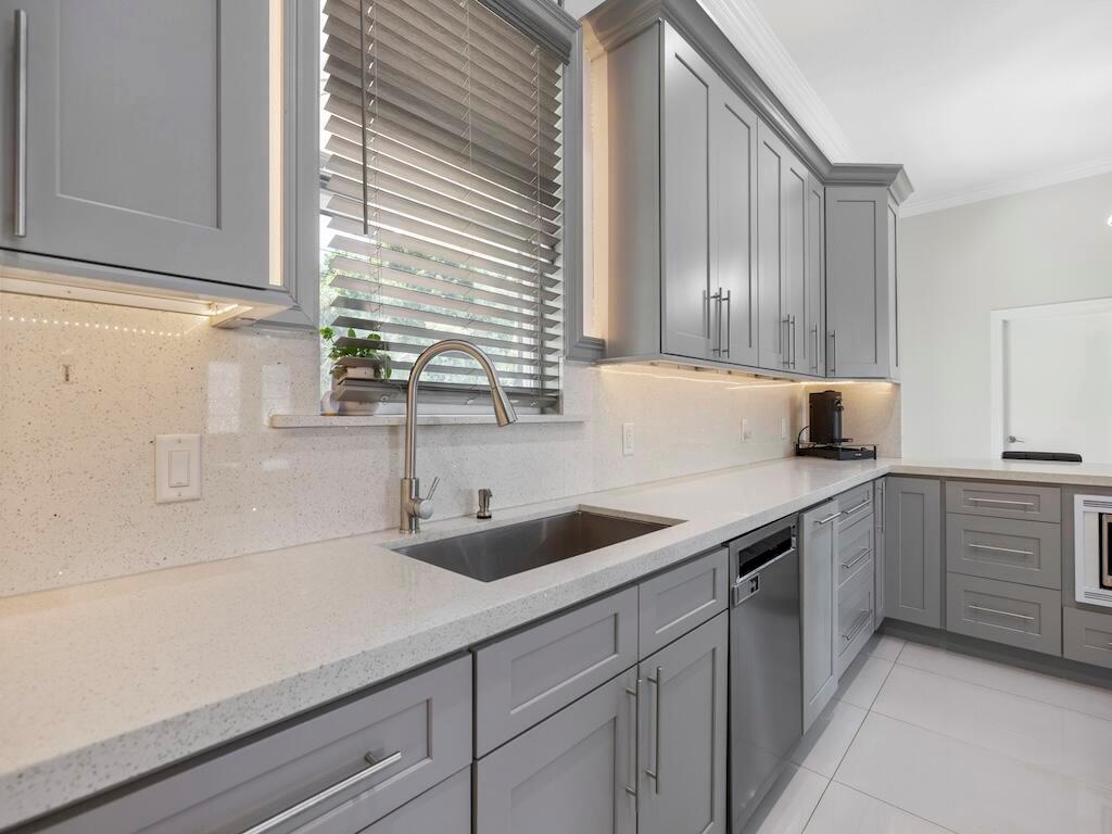 PORT ST LUCIE SECTION 21 - Residential