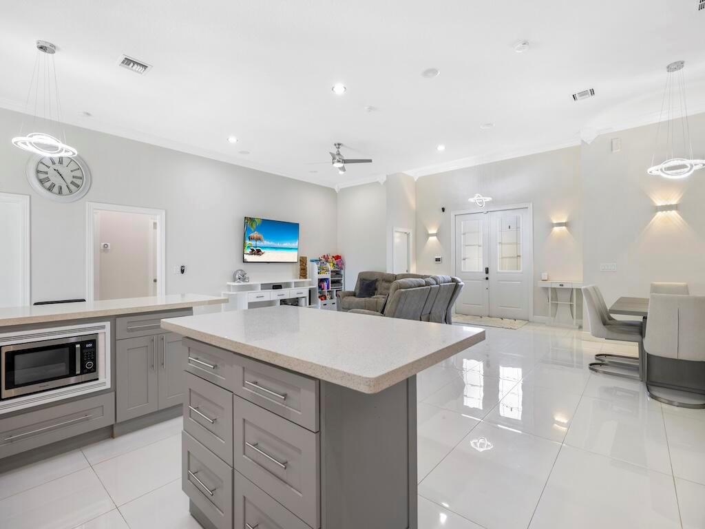 PORT ST LUCIE SECTION 21 - Residential