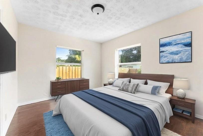 Hollywood 1-21 B - Residential Income