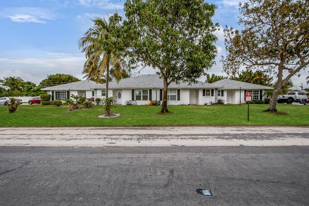Photo of 2840 SW 14th Street #18, Boynton Beach, FL 33426 (MLS # R11083521)