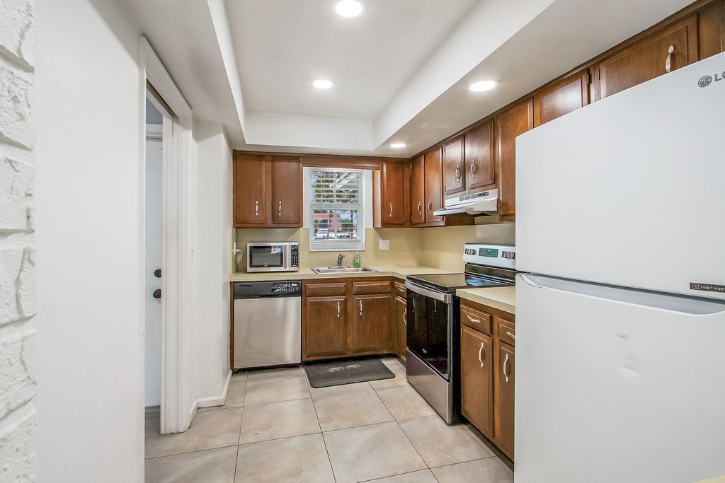 Photo of 2840 SW 14th Street #18, Boynton Beach, FL 33426 (MLS # R11083521)