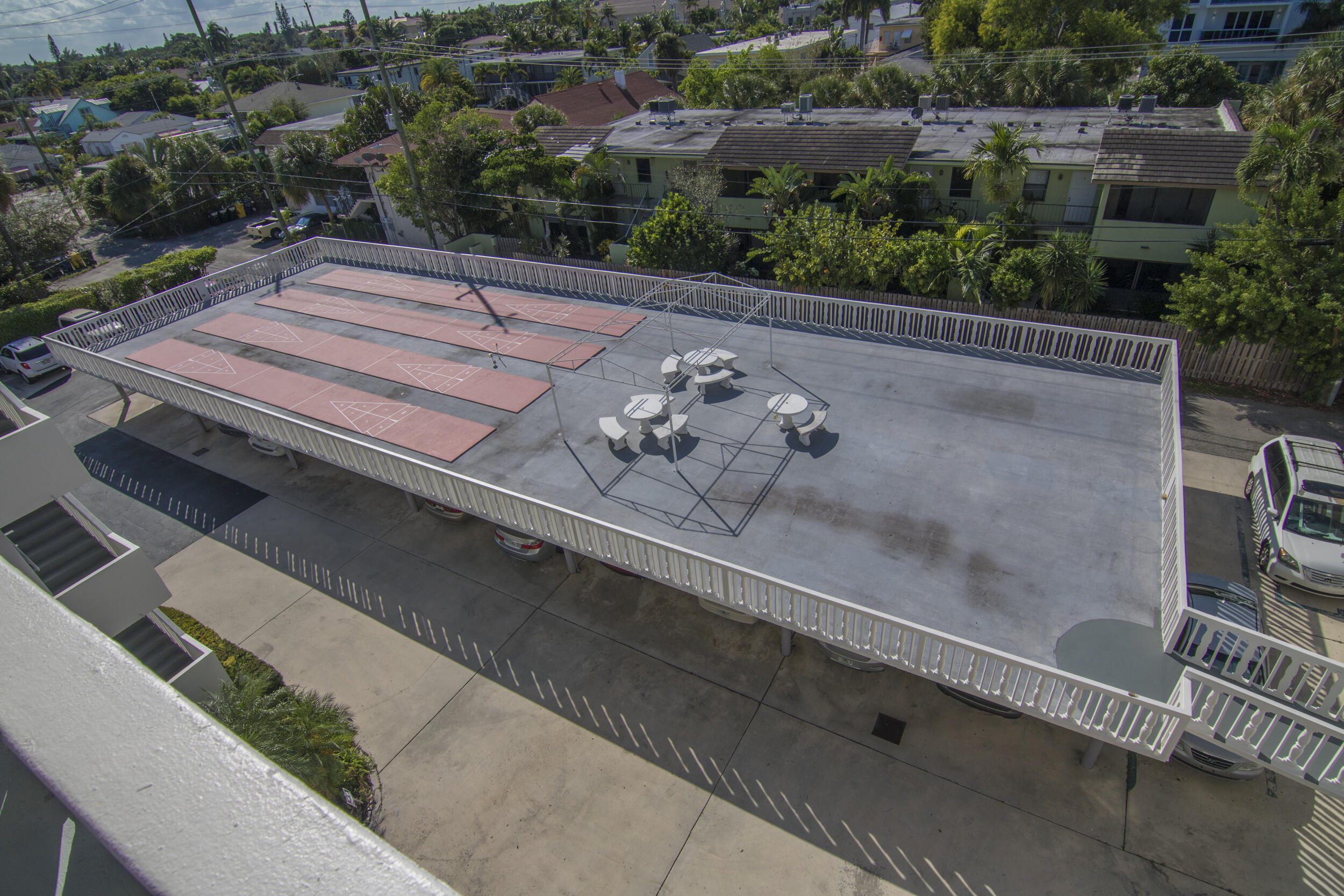 GOLD COAST TOWERS CONDO - Residential