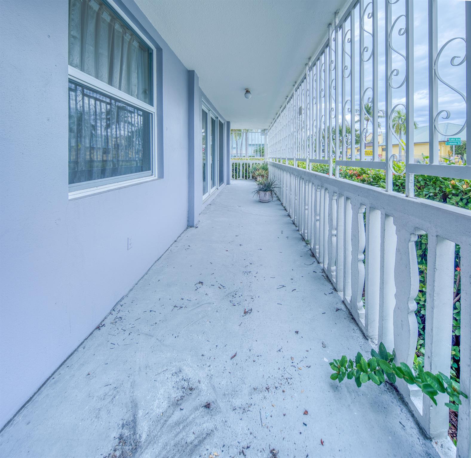 GOLD COAST TOWERS CONDO - Residential