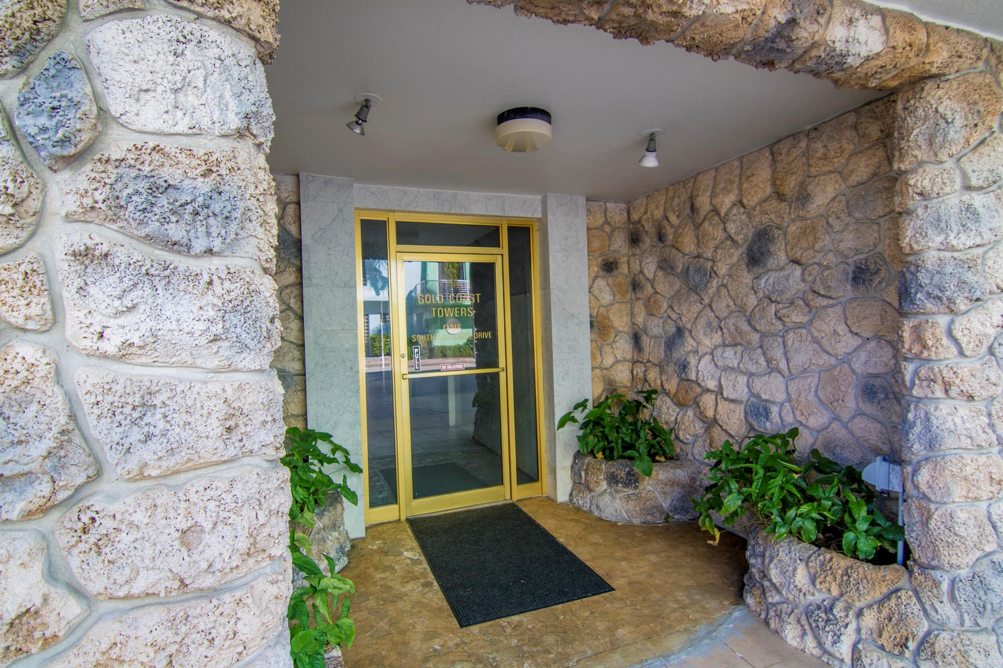 GOLD COAST TOWERS CONDO - Residential