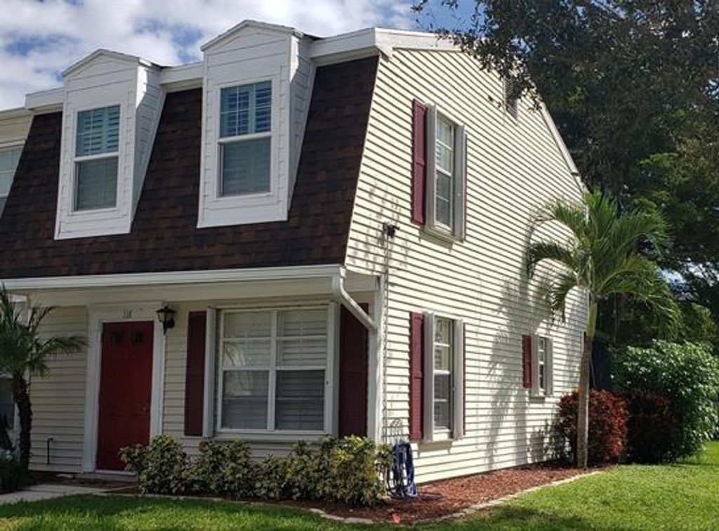 Photo of 118 Georgian Park Drive, Jupiter, FL 33458 (MLS # R11098489)