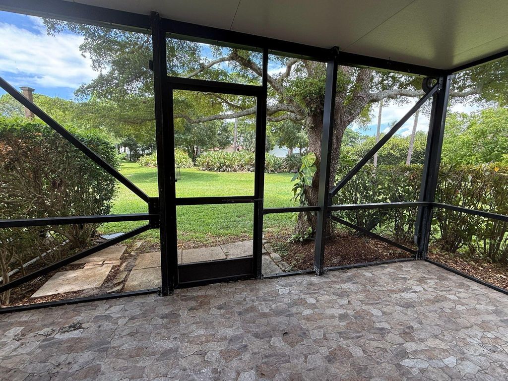 Photo of 118 Georgian Park Drive, Jupiter, FL 33458 (MLS # R11098489)