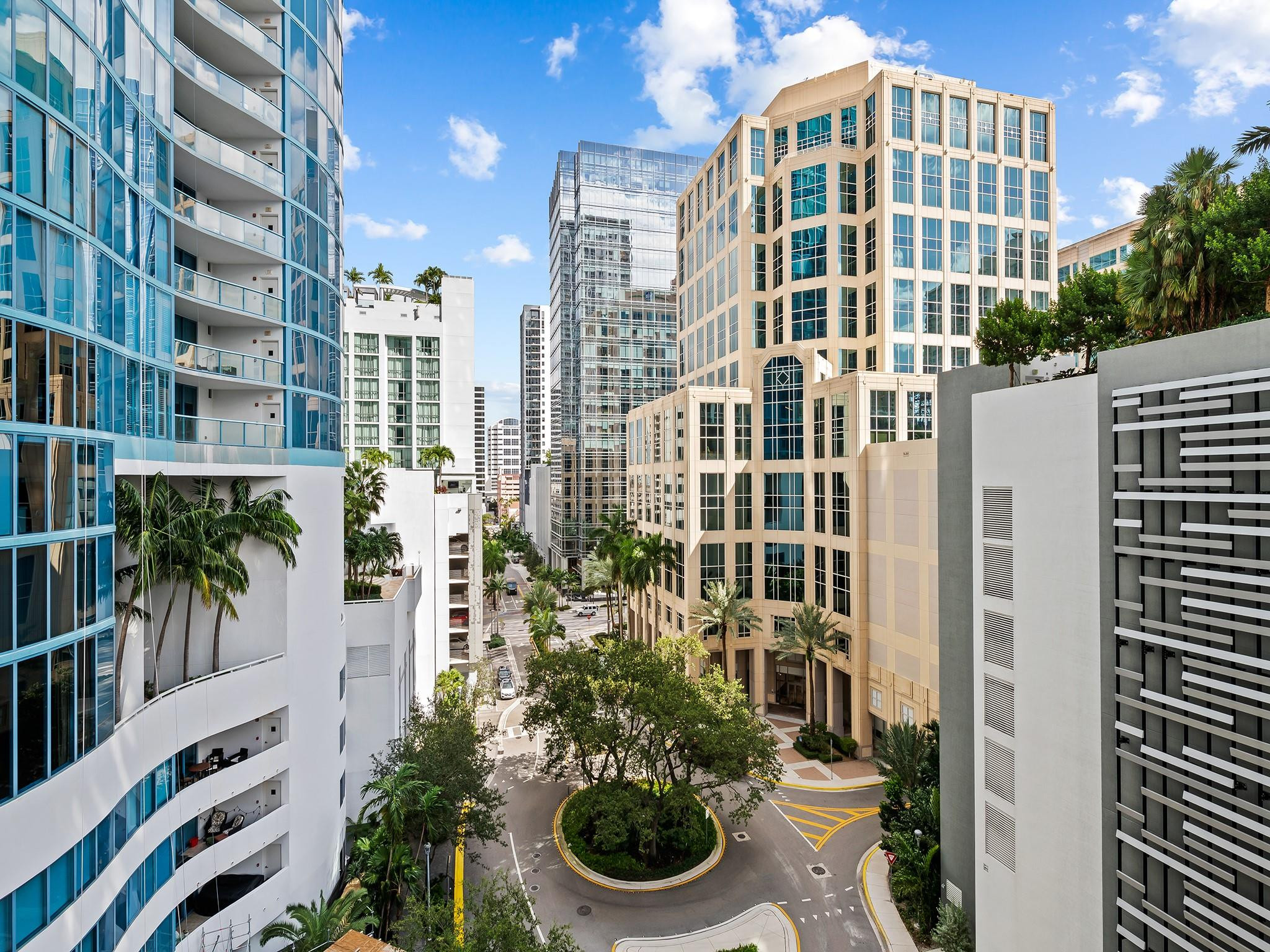 Las Olas River House - Residential