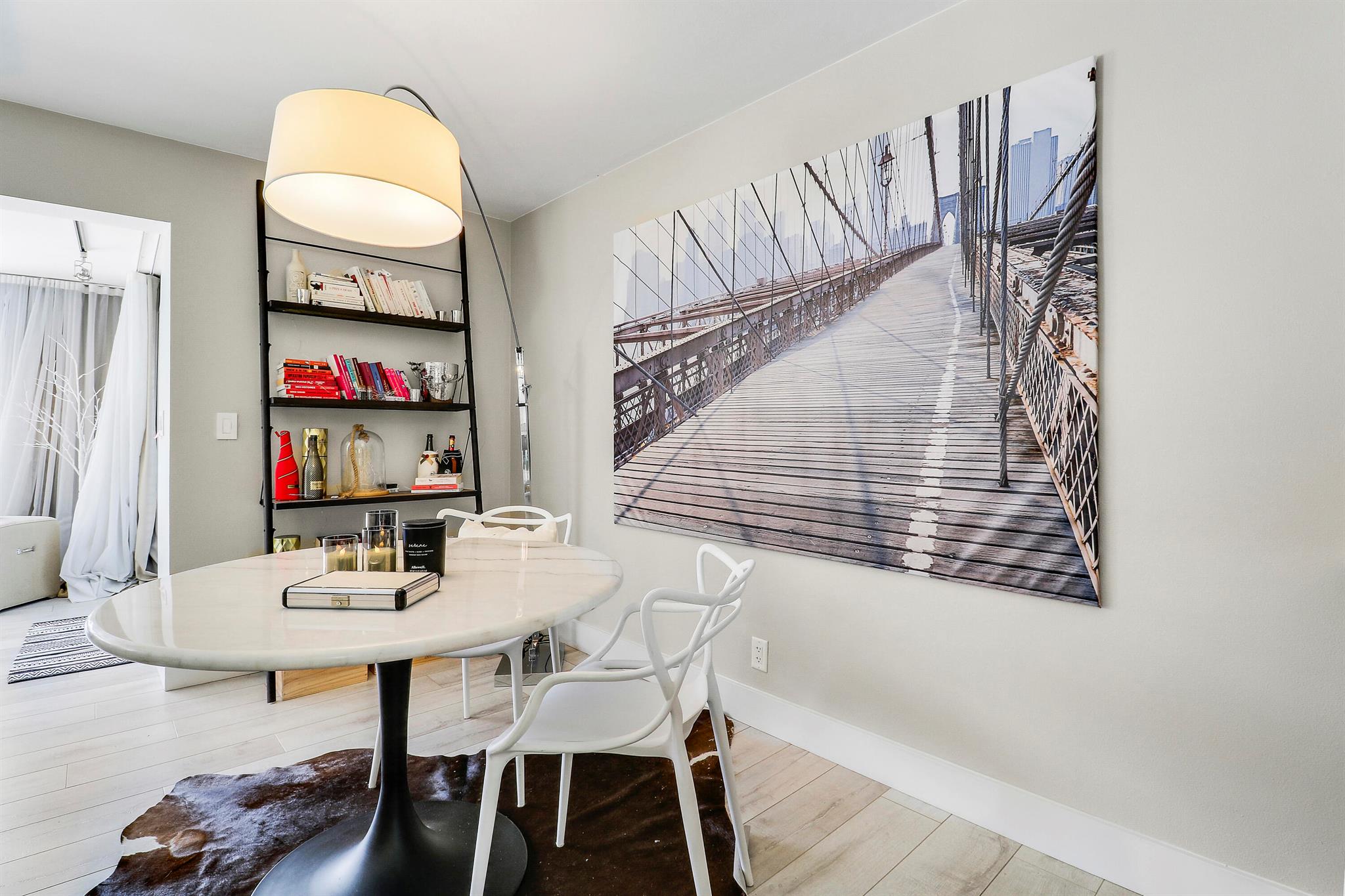 YACHT HARBOR MANOR - Residential