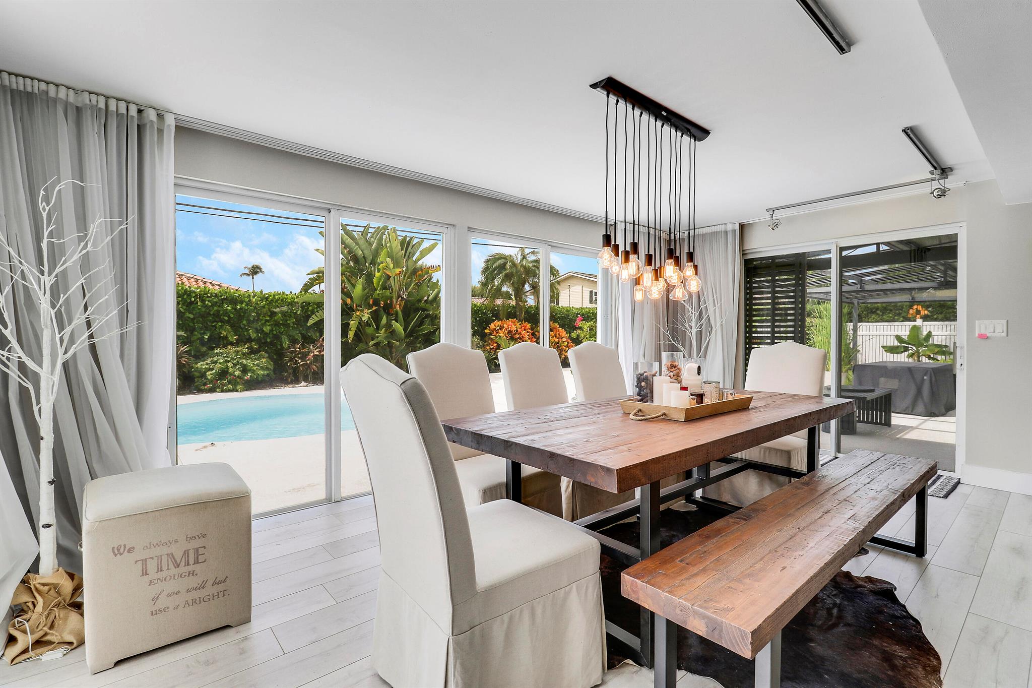 YACHT HARBOR MANOR - Residential
