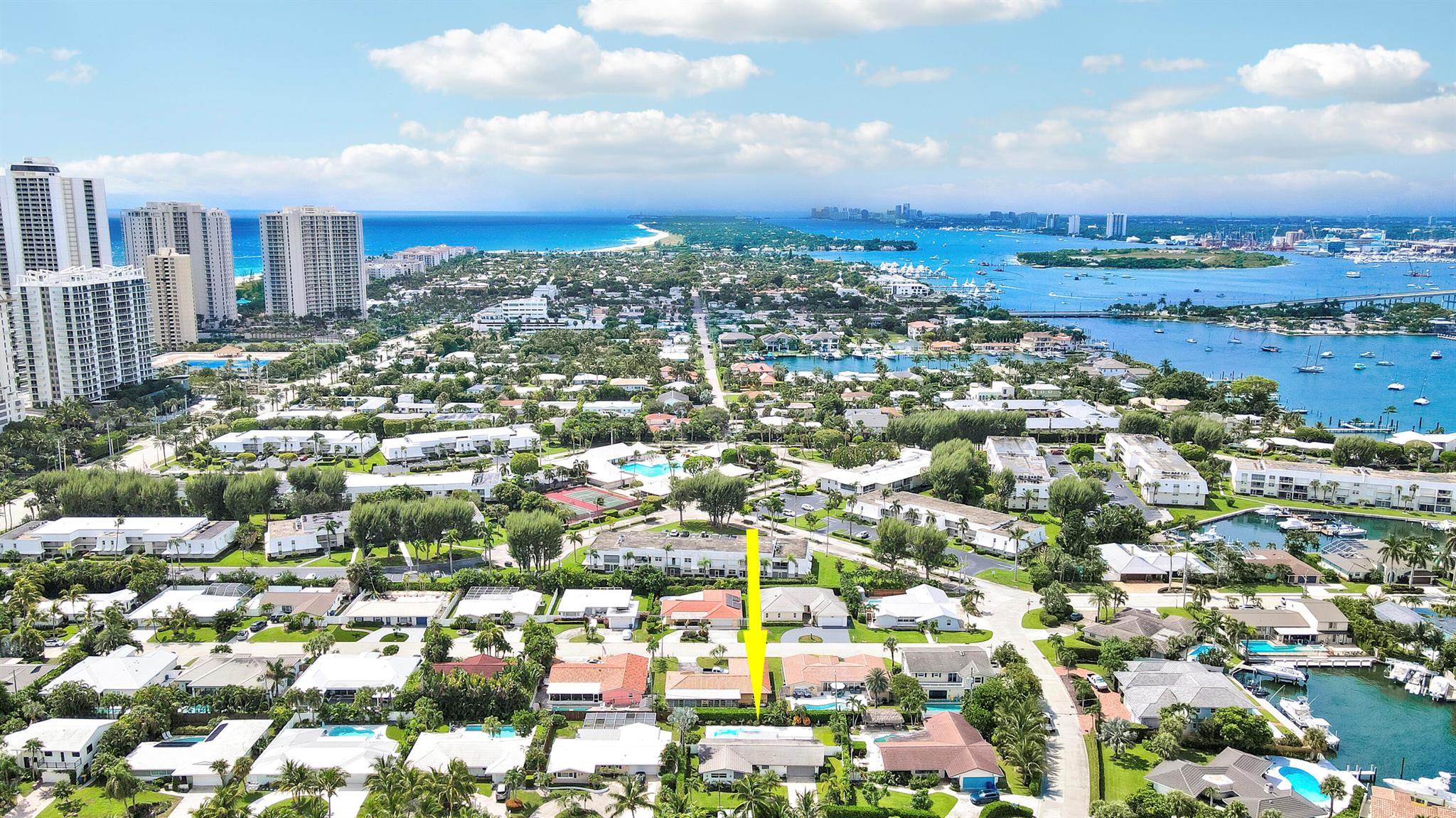 YACHT HARBOR MANOR - Residential