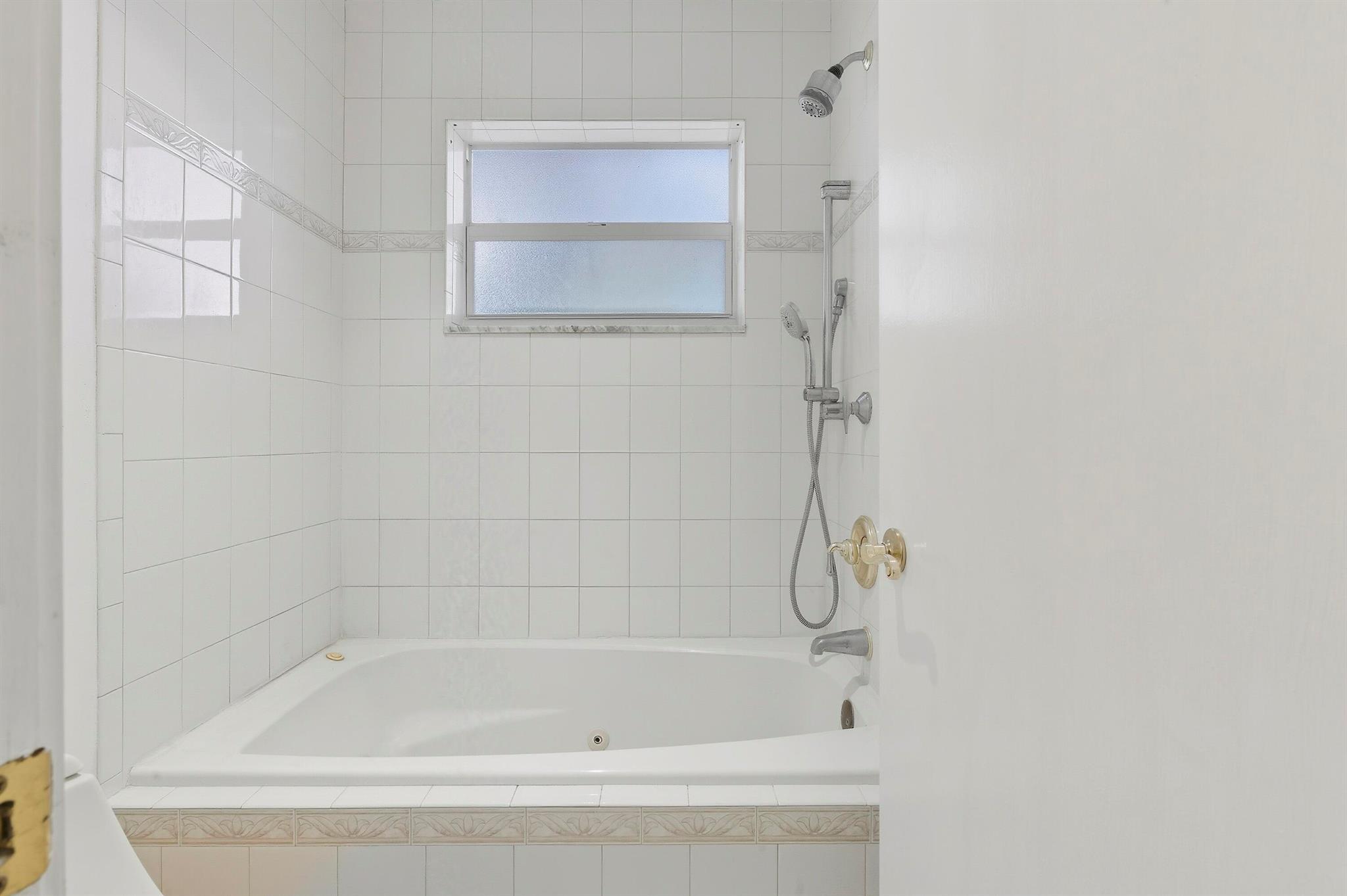 HIGH POINT OF DELRAY SEC - Residential Lease