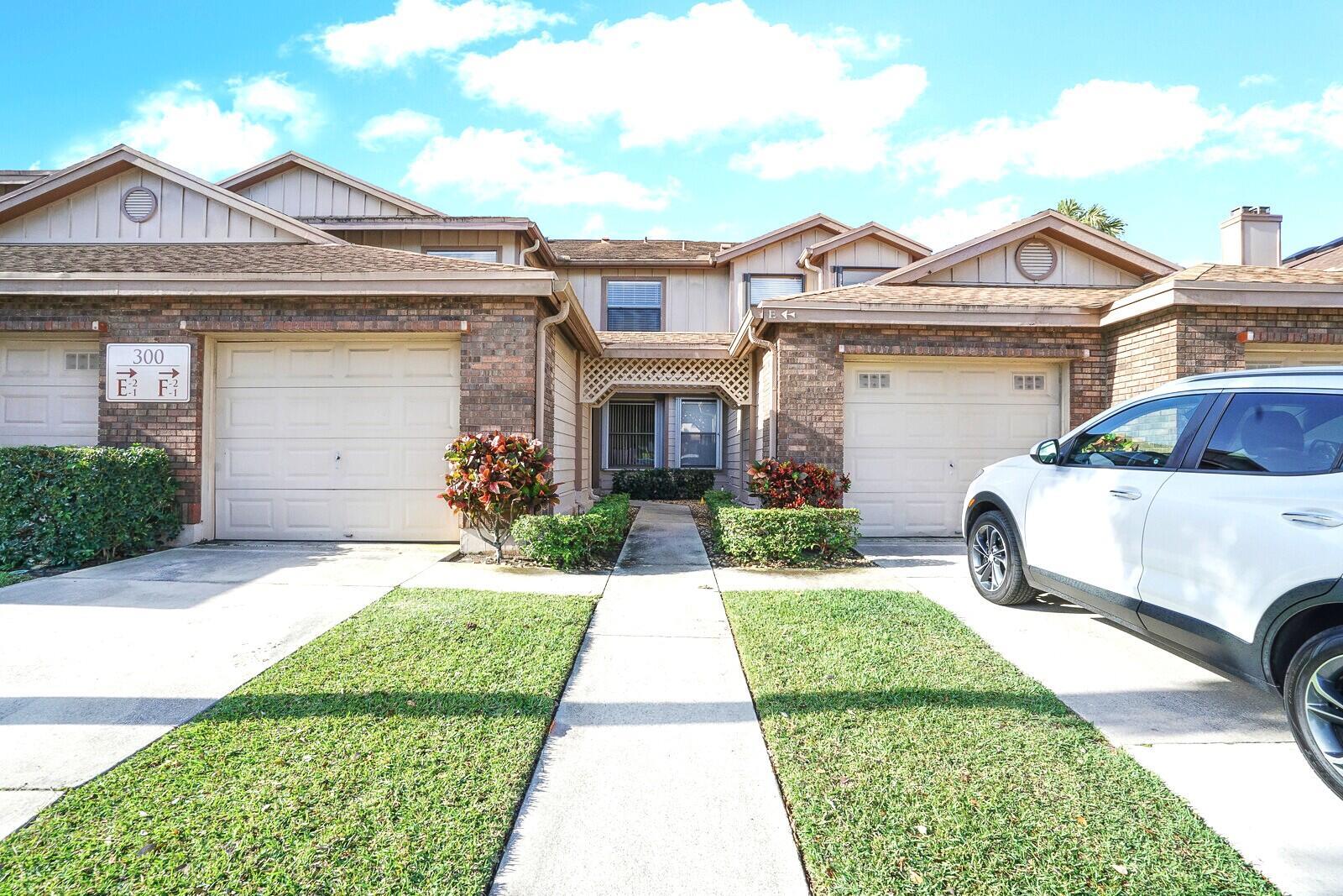 300 Crosswinds Drive E2