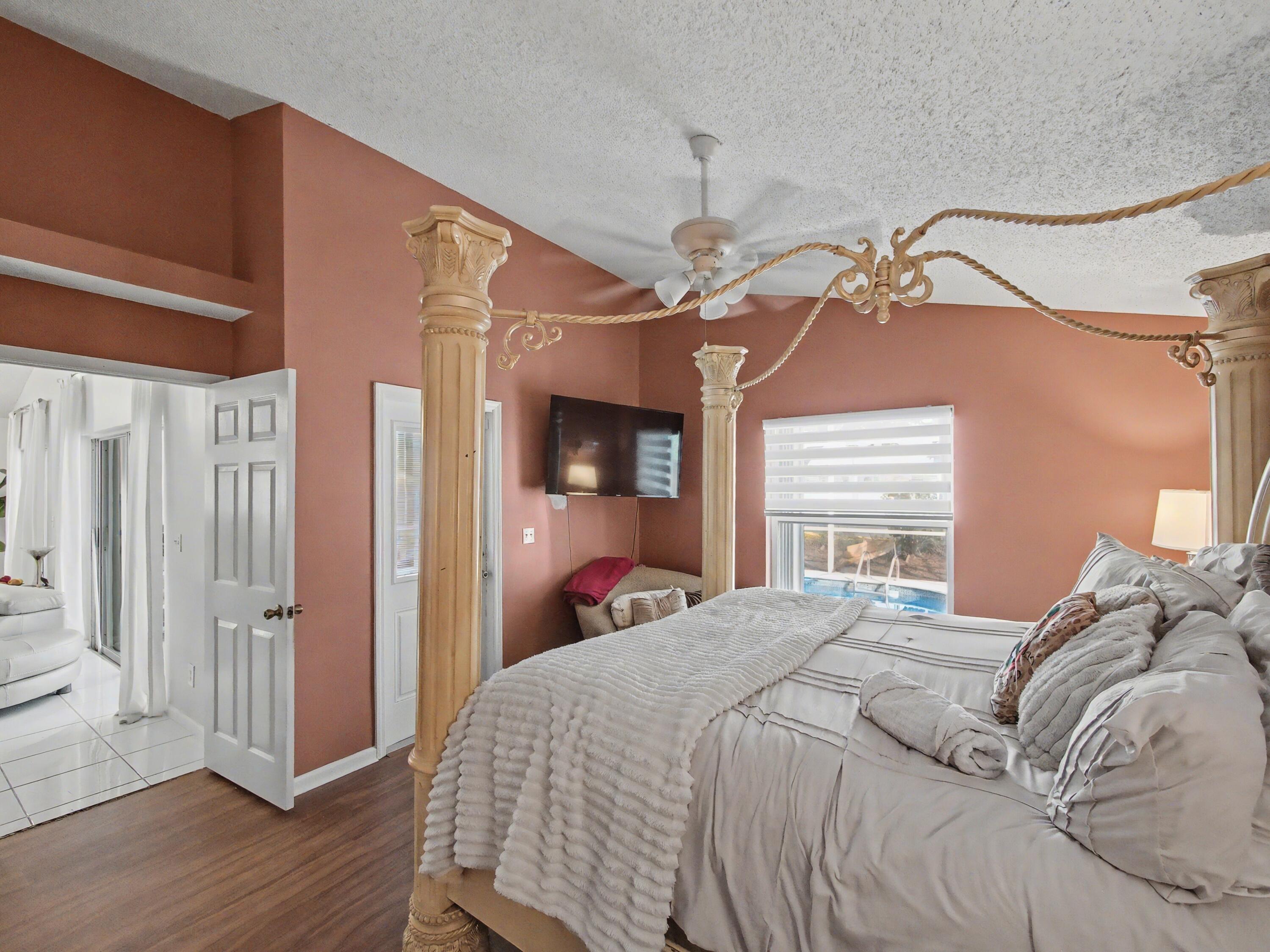 Wellington Edge Par 76 PH - Residential