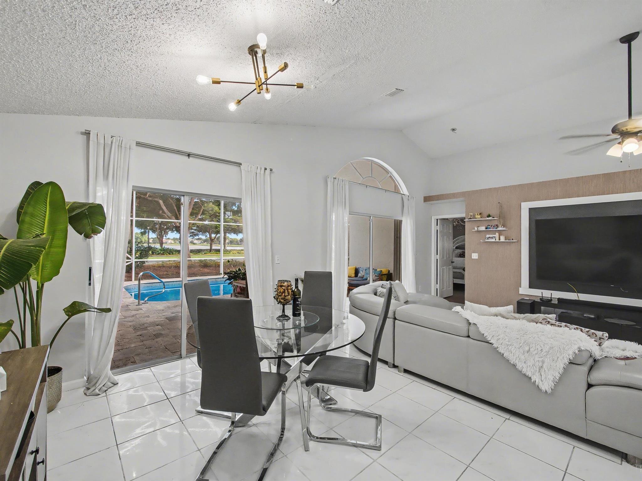 Wellington Edge Par 76 PH - Residential