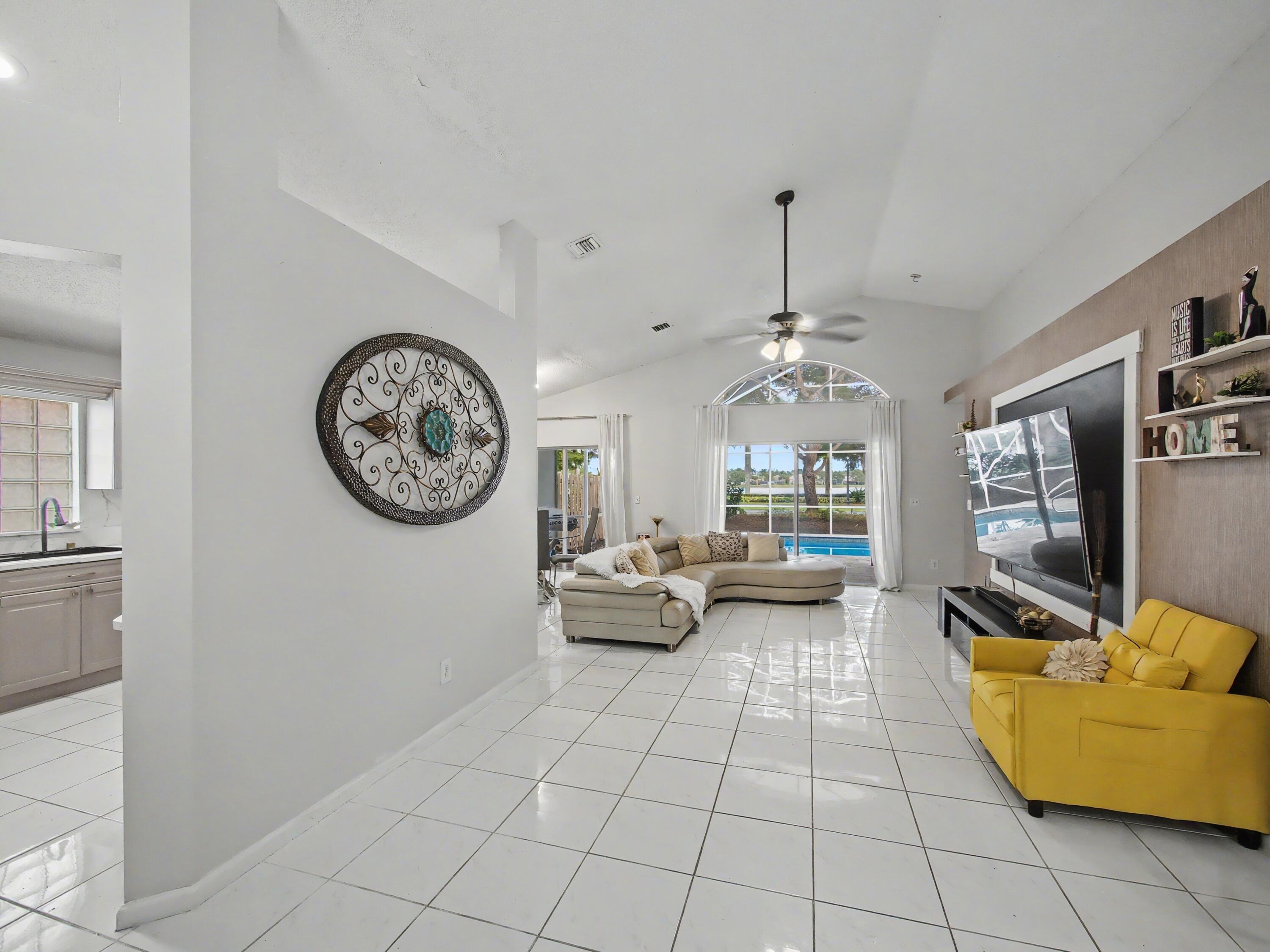 Wellington Edge Par 76 PH - Residential