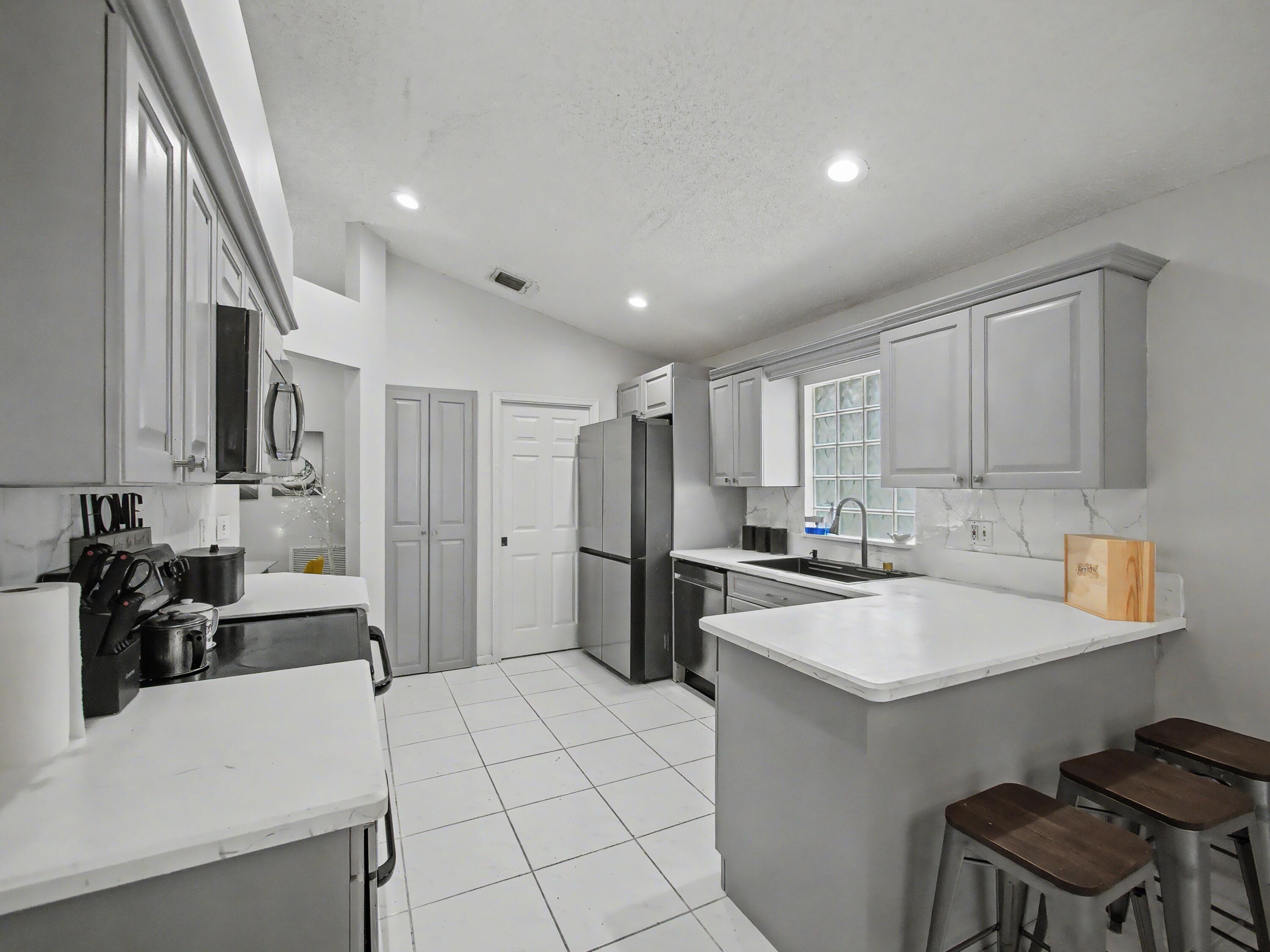 Wellington Edge Par 76 PH - Residential