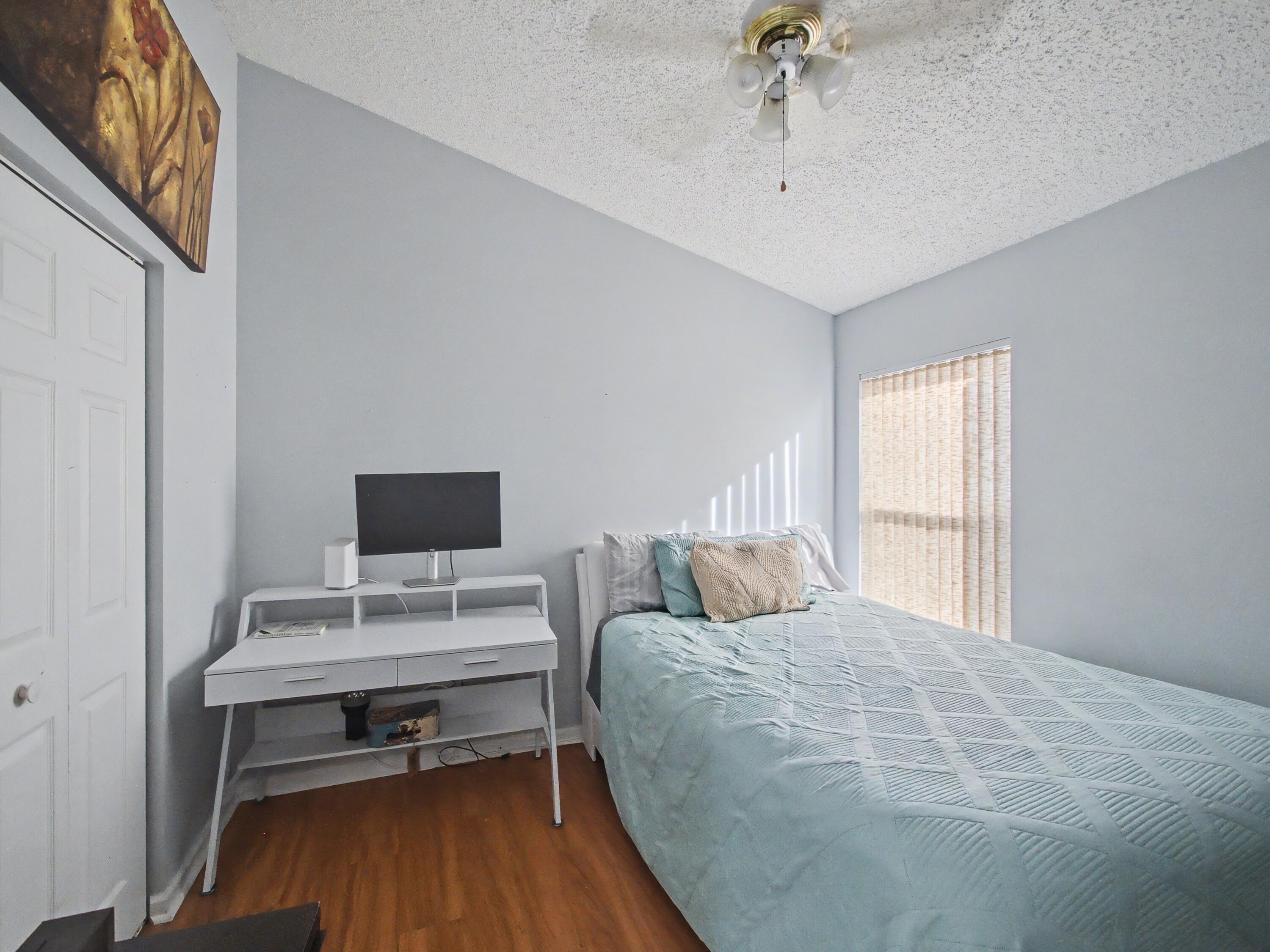 Wellington Edge Par 76 PH - Residential