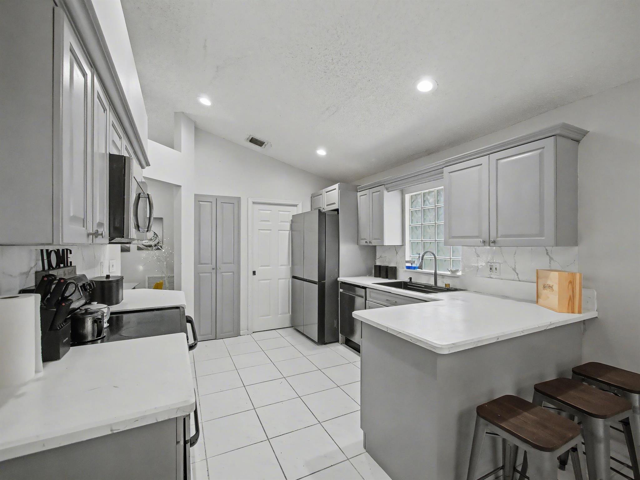 Wellington Edge Par 76 PH - Residential