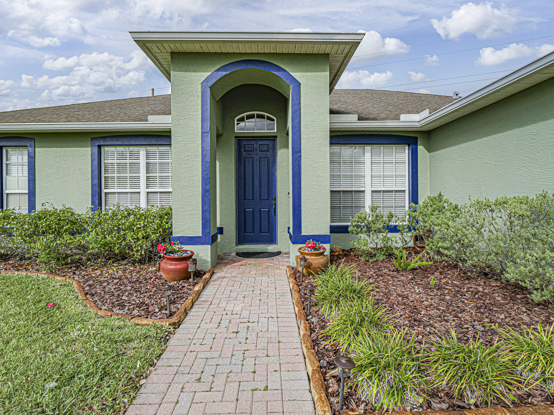 1269 Scarlet Oak Circle