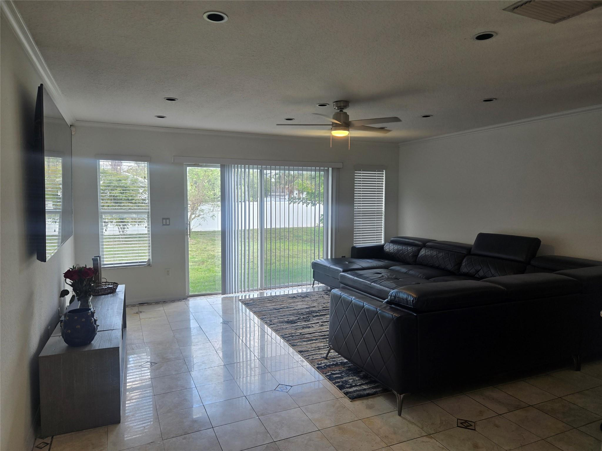 POMPANO SPRINGS REPLAT - Residential