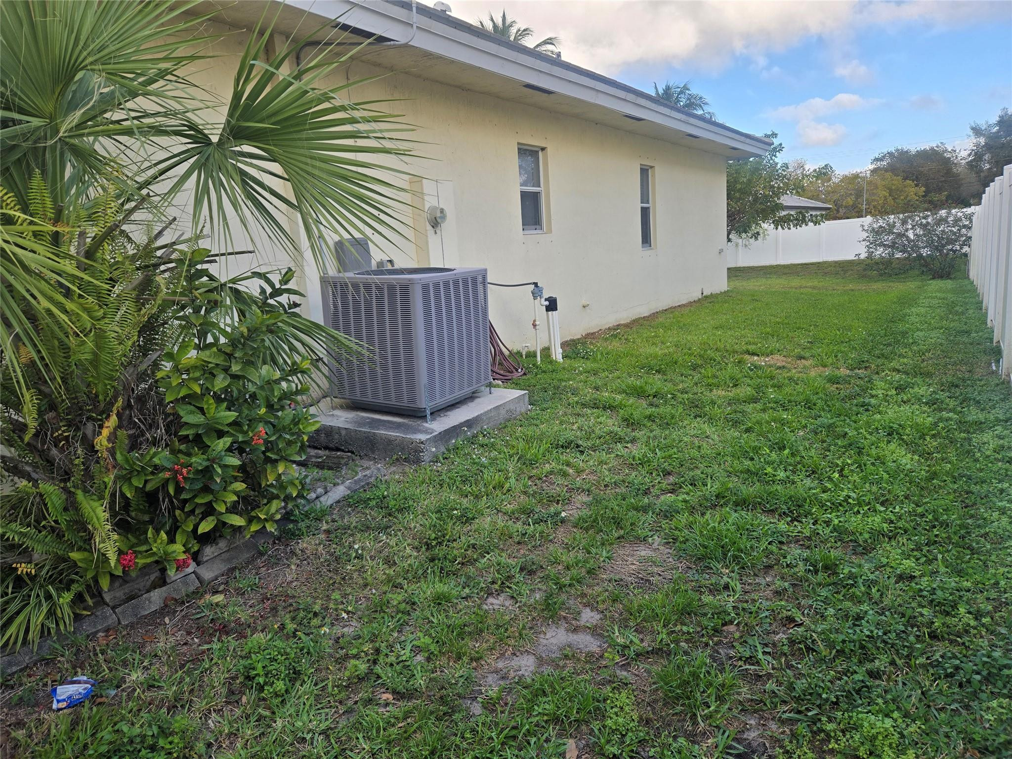 POMPANO SPRINGS REPLAT - Residential