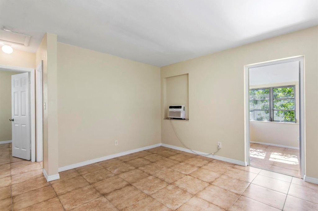 Photo of 181 SE Bonita Court, Port Saint Lucie, FL 34983 (MLS # R11000425)