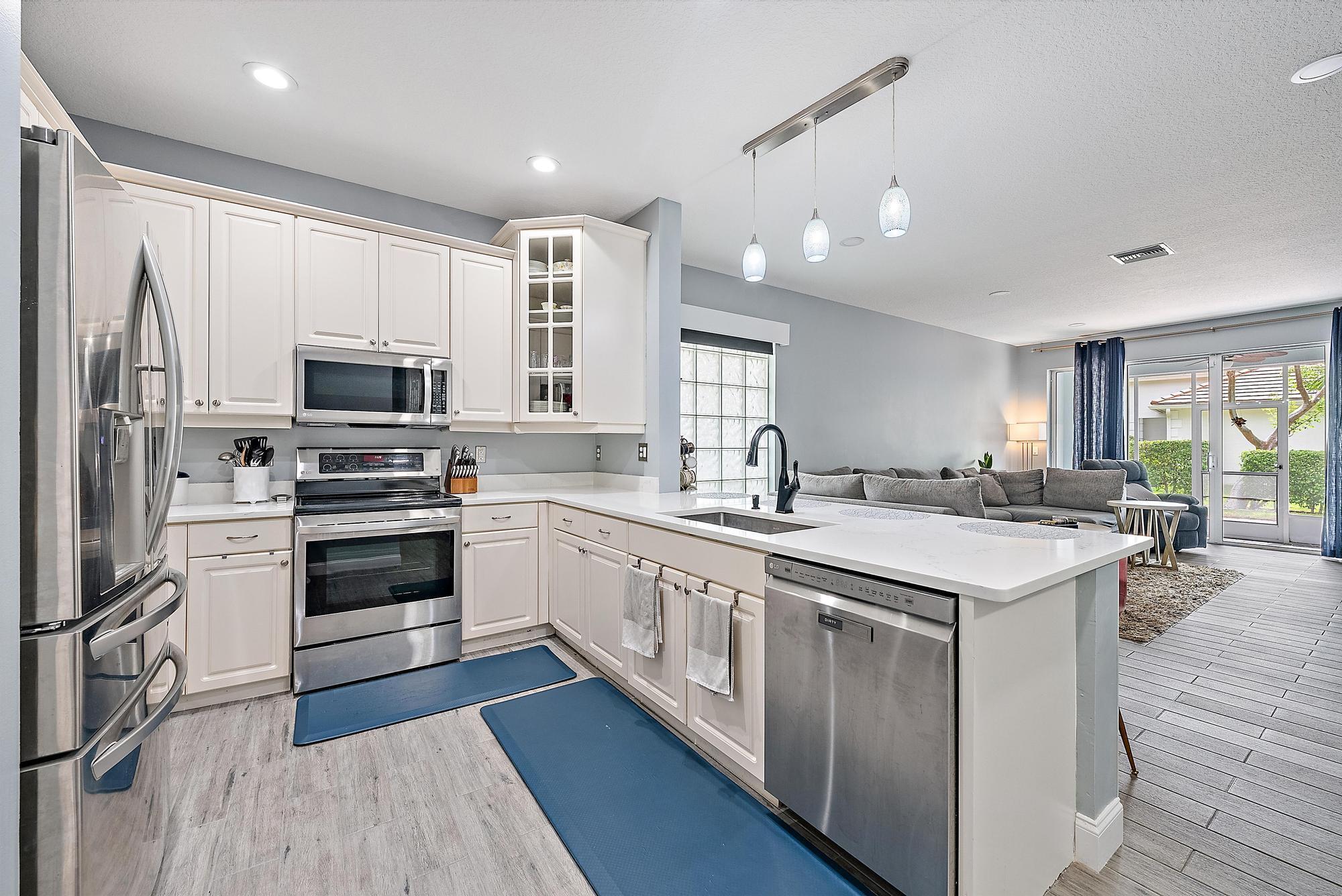 715 Belle Grove Lane