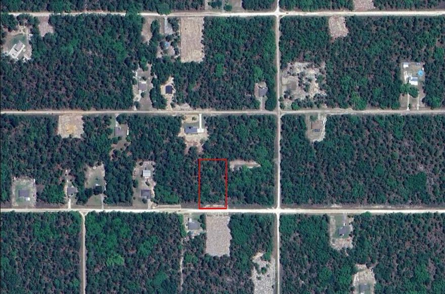 High and Dry in the desirable area of Rolling Hills,  No HOA on this 1.17 acre lot.