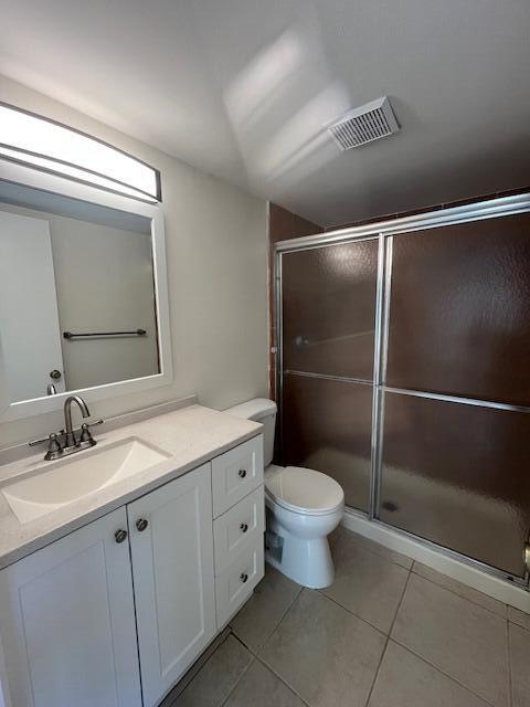 CHARTER CLUB OF PALM BEACH CONDO - Residential Lease