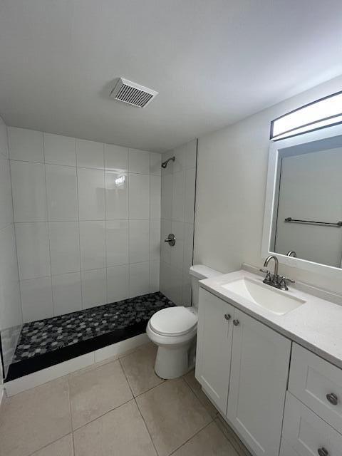 CHARTER CLUB OF PALM BEACH CONDO - Residential Lease