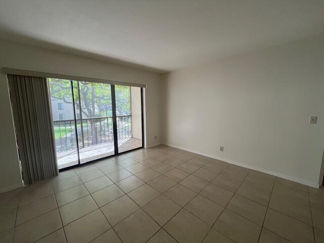 CHARTER CLUB OF PALM BEACH CONDO - Residential Lease