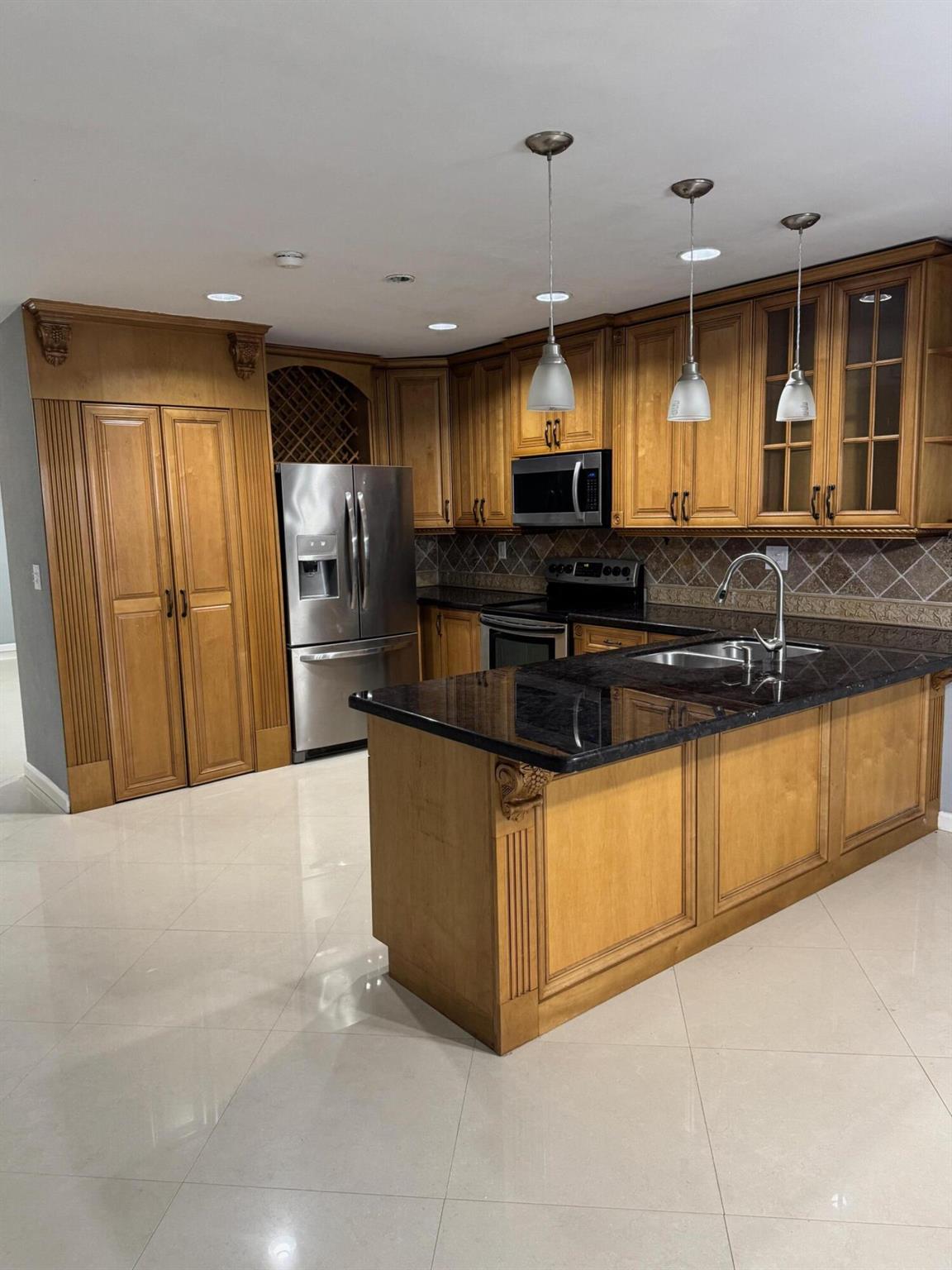 WINDINGS - Residential Lease