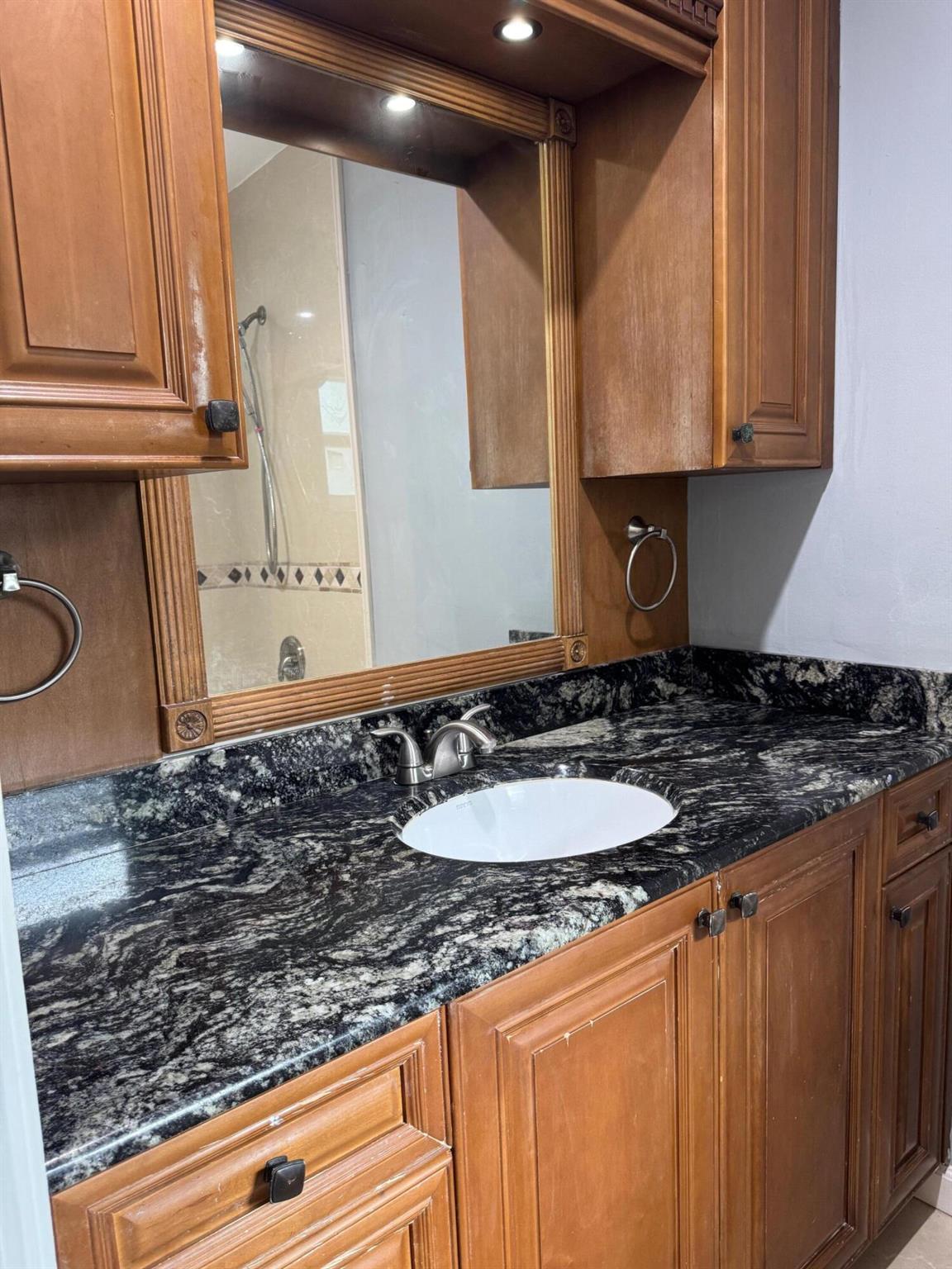 WINDINGS - Residential Lease