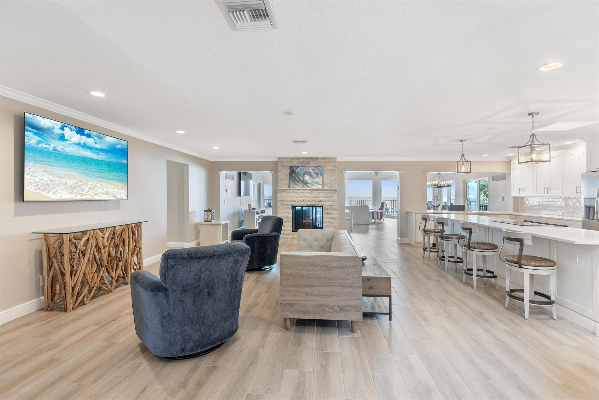 SUNSET DRIVE - Residential