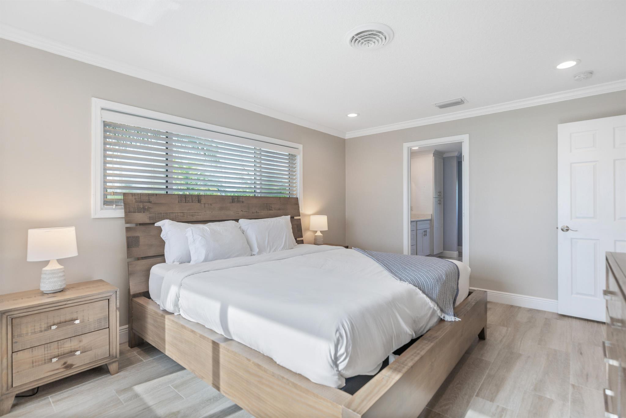 SUNSET DRIVE - Residential