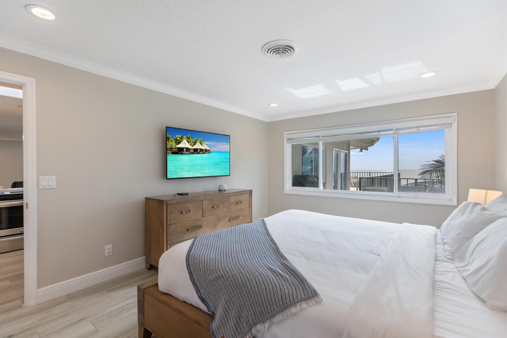 SUNSET DRIVE - Residential