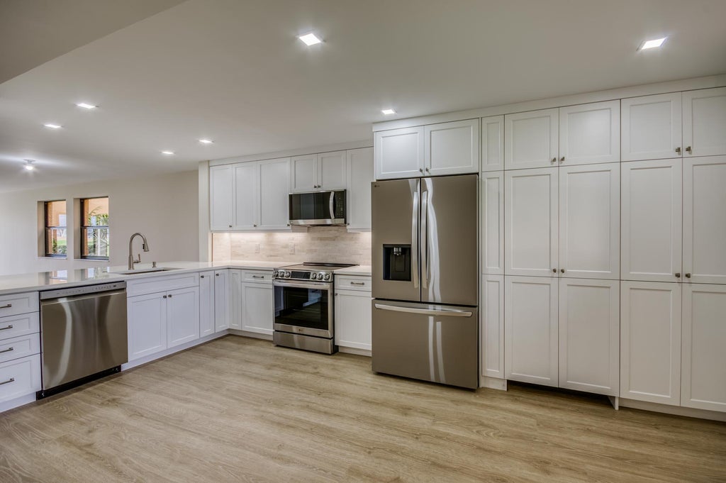 Photo of 1030 Us Highway 1 #105, North Palm Beach, FL 33408 (MLS # R11065831)