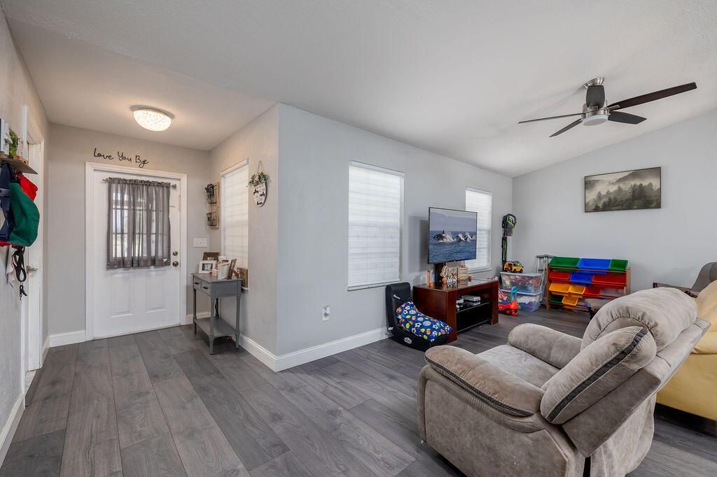 Photo of 1591 SE North Blackwell Drive, Port Saint Lucie, FL 34952 (MLS # R11015261)