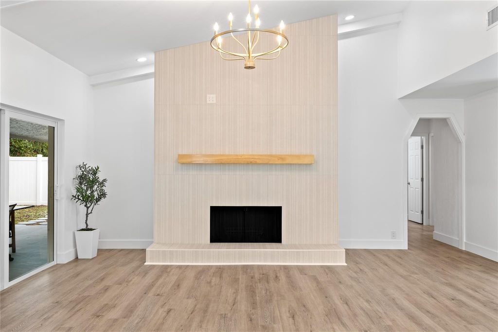 Photo of 701 NW 77th Avenue, Plantation, FL 33324 (MLS # F10549329)