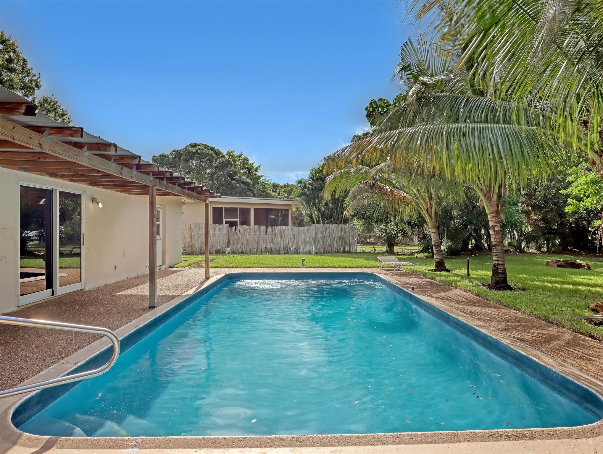 AMERICAN HOMES AT BOCA RA - Residential Lease