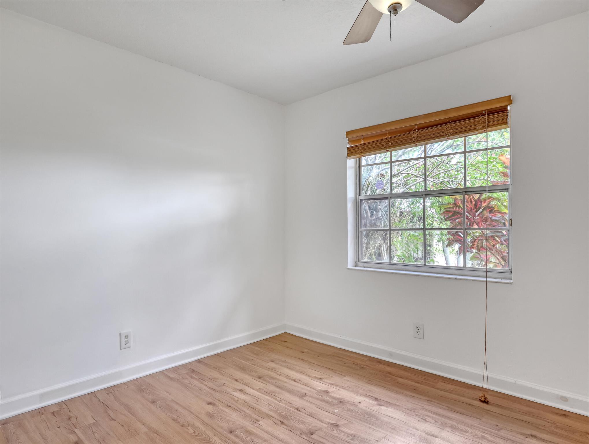AMERICAN HOMES AT BOCA RA - Residential Lease