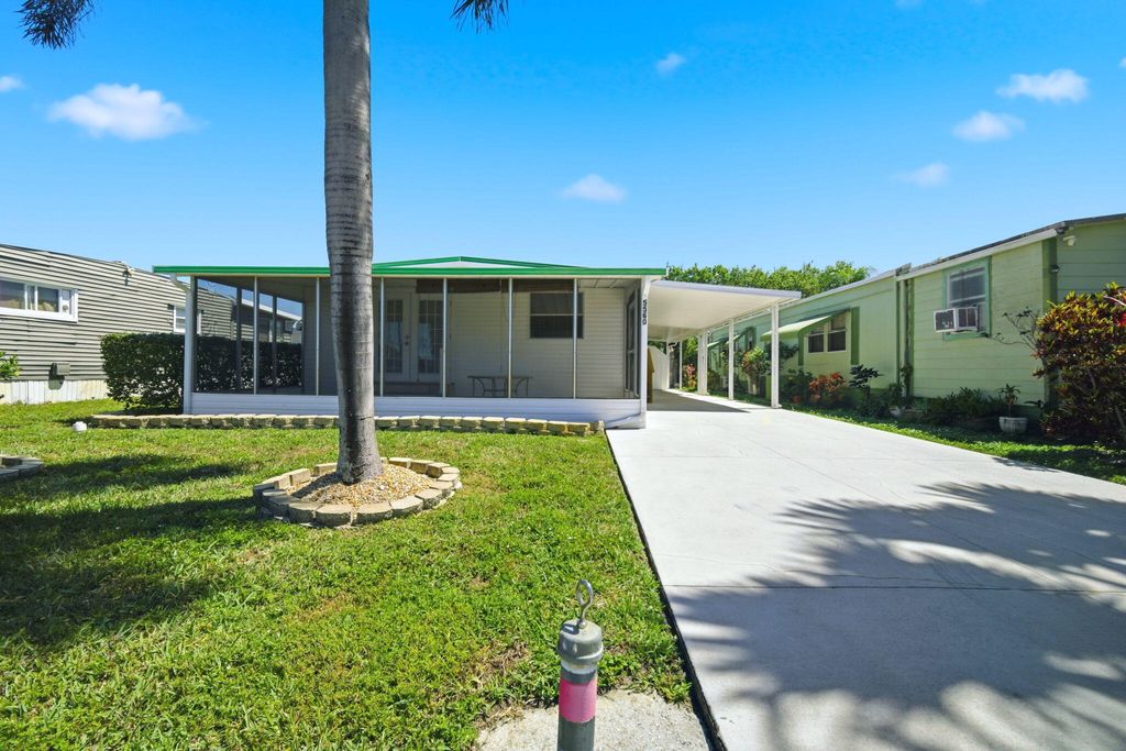 Photo of 5560 E Marina Drive, Fort Lauderdale, FL 33312 (MLS # B26006624)