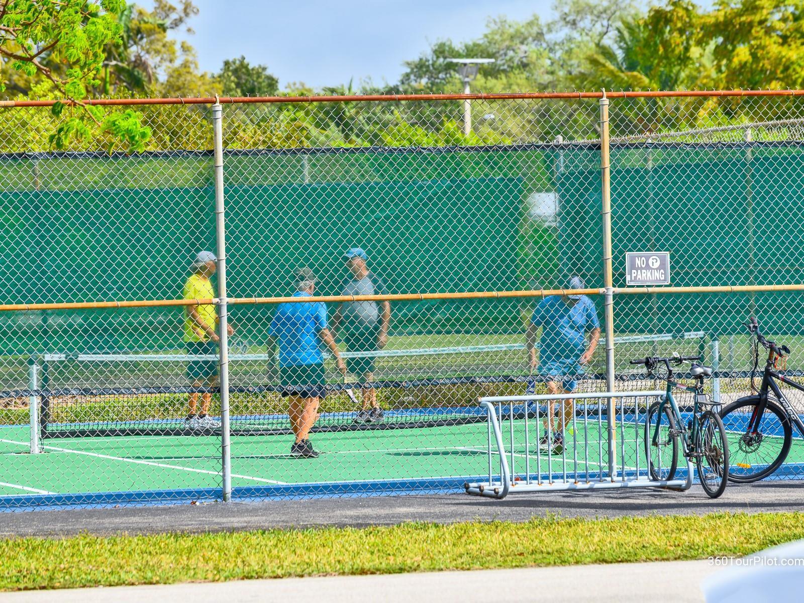 RAVENSWOOD ESTATES & MARINAS - Residential