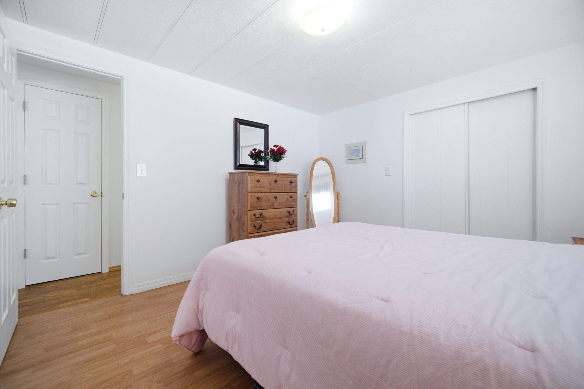 RAVENSWOOD ESTATES & MARINAS - Residential