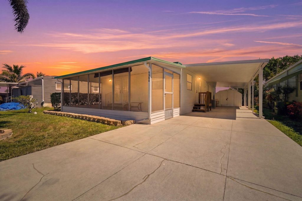 Photo of 5560 E Marina Drive, Fort Lauderdale, FL 33312 (MLS # B26006624)