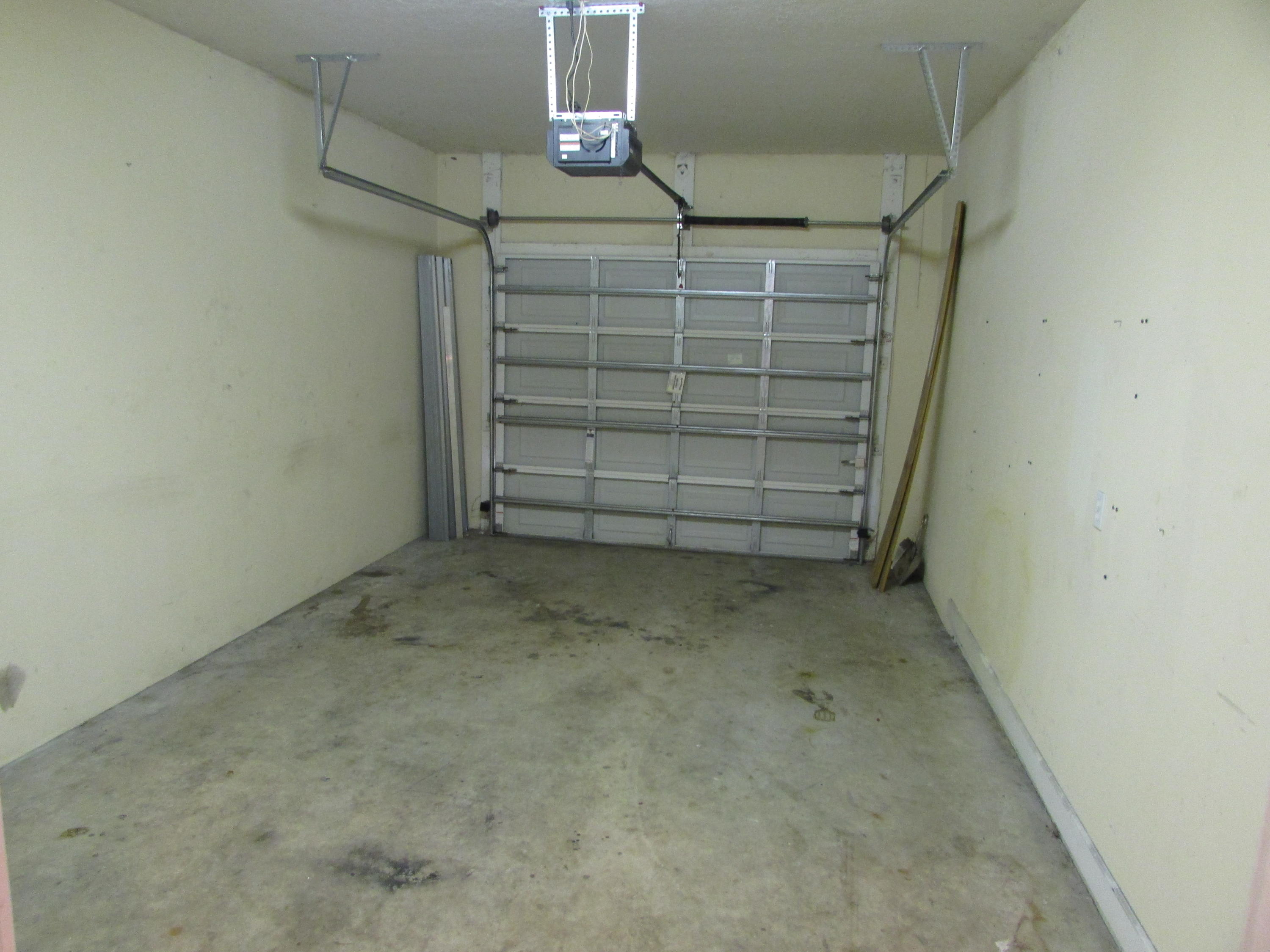 RIVER OAKS - Residential