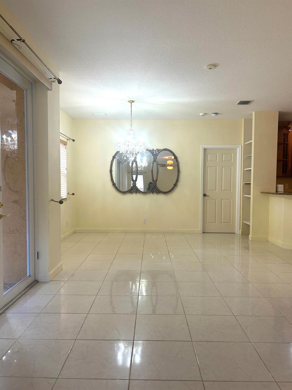 PRAIRIE KEY - Residential Lease