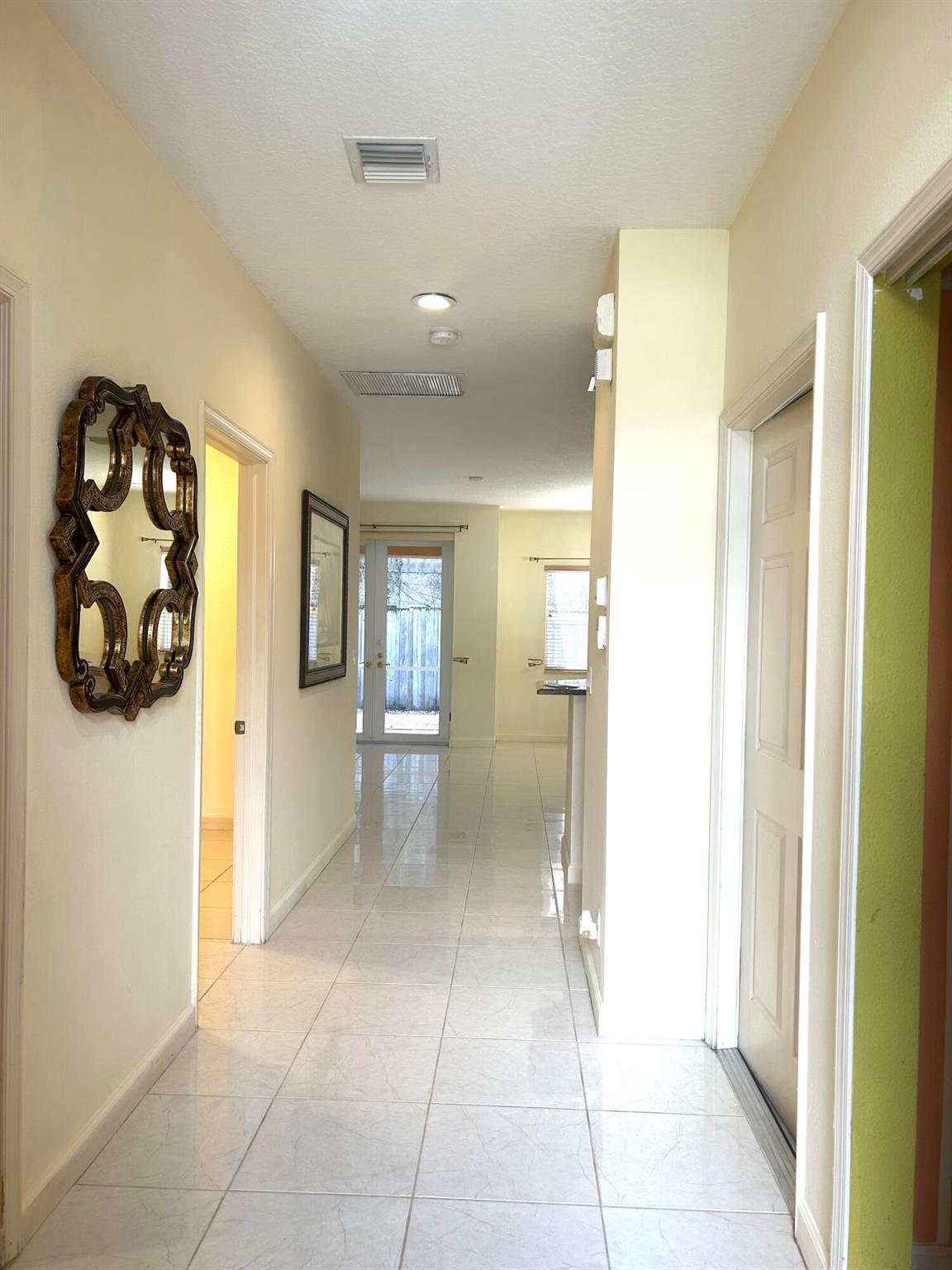 PRAIRIE KEY - Residential Lease